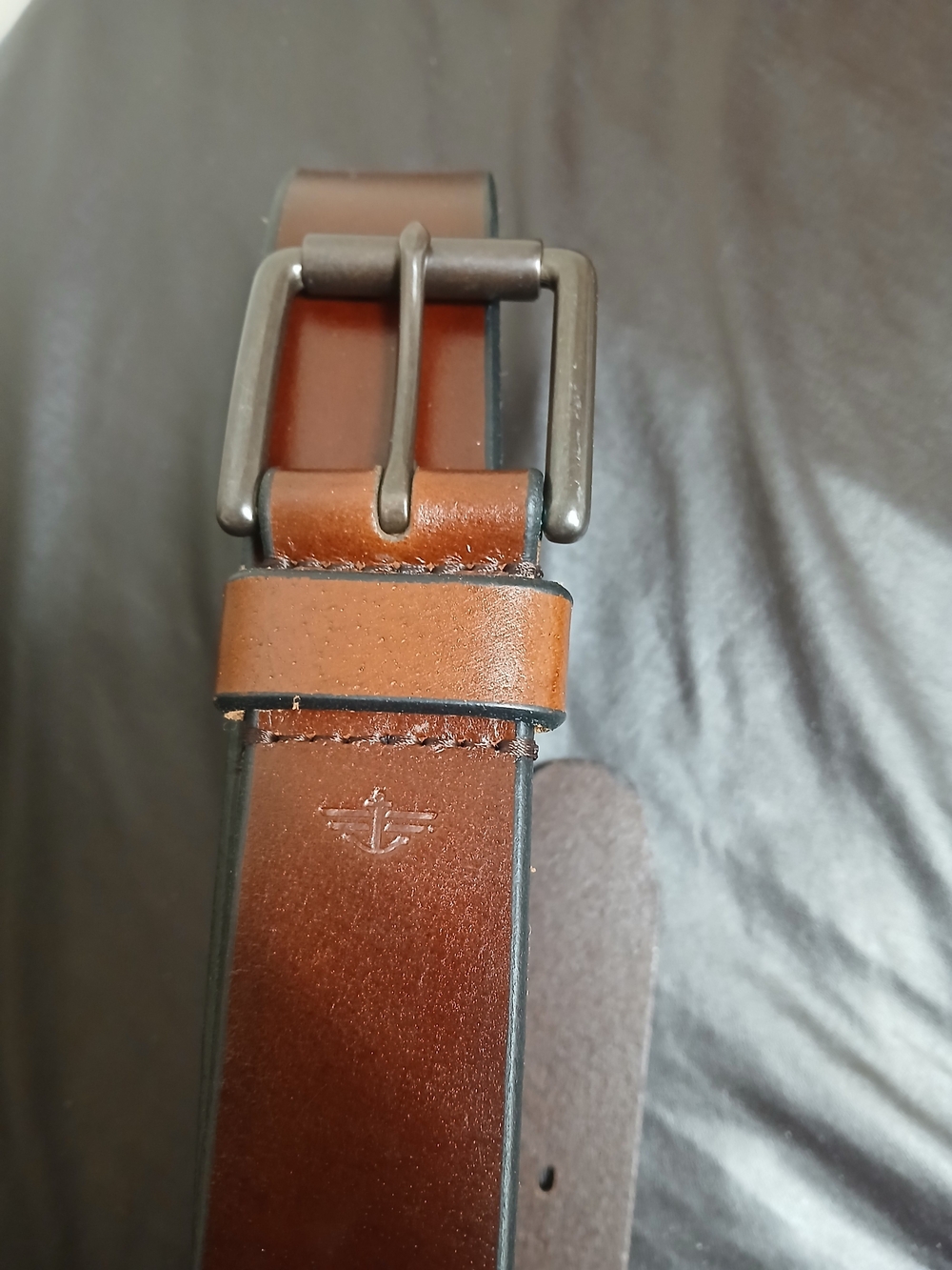 Dockers Men's Brown Leather Belt with Brushed Metal Buckle